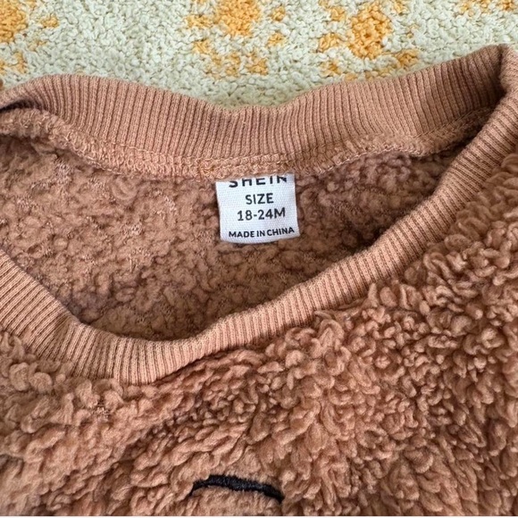 Random kids clothes bundle. - Picture 3 of 8